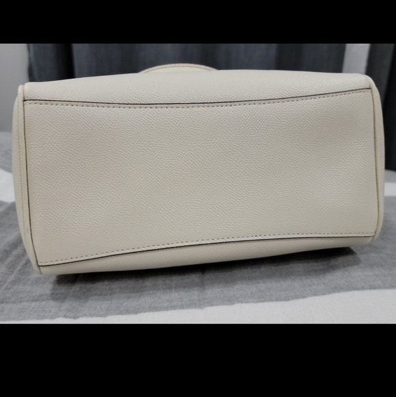 Disney x Coach Minnie Mouse Purse - Picture 9 of 9